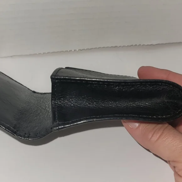 Brighton Black Leather Crocodile Embossed Wallet with Loop Fasteners for Belt - Picture 4 of 8